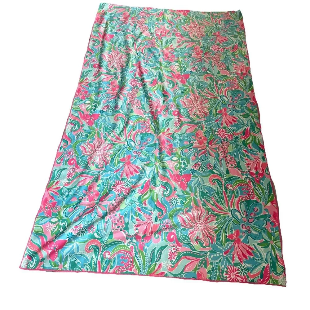 Lilly Pulitzer Beach Towel Golden Hour Floral Microfiber Pool Swim 72”x40” NWOT